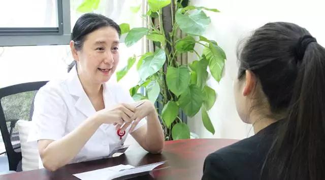 孕妇也追星？！无锡产科大咖——许倩，你在百佳可以预约到了！